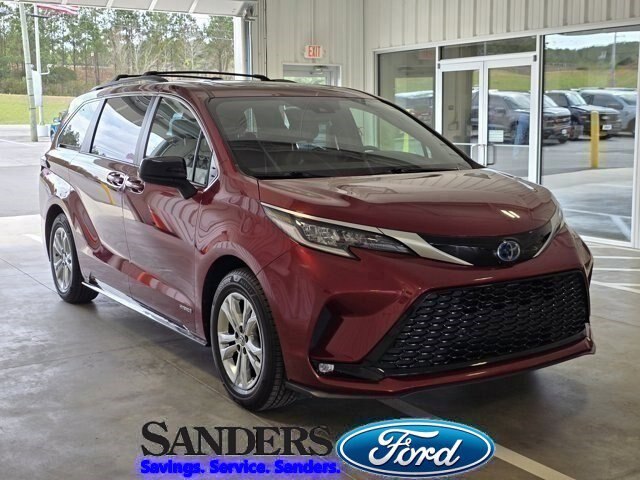 2021 Toyota Sienna XSE 7-Passenger