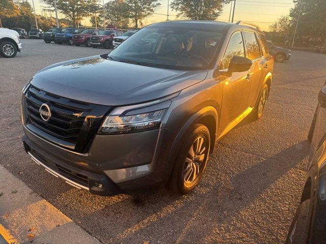 2022 Nissan Pathfinder