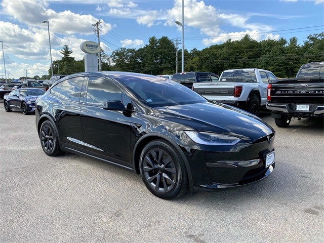 2025 Tesla Model X Base