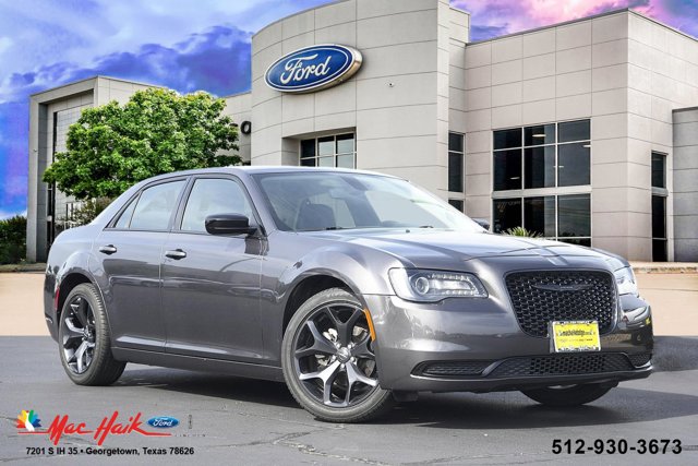 2023 Chrysler 300