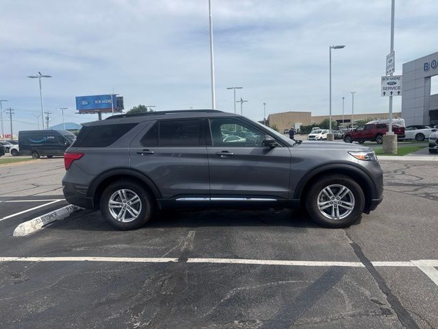 2022 Ford Explorer XLT - Photo 14
