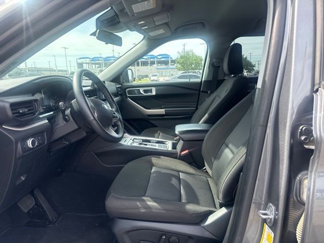 2022 Ford Explorer XLT - Photo 18