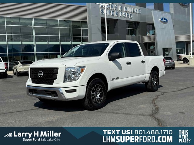 2023 Nissan Titan