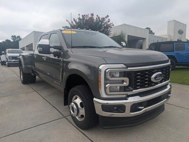 2023 Ford Super Duty F-350 Drw