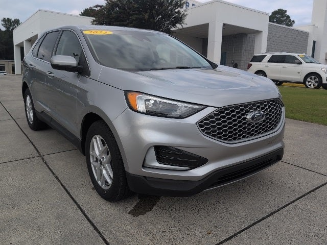 2023 Ford Edge