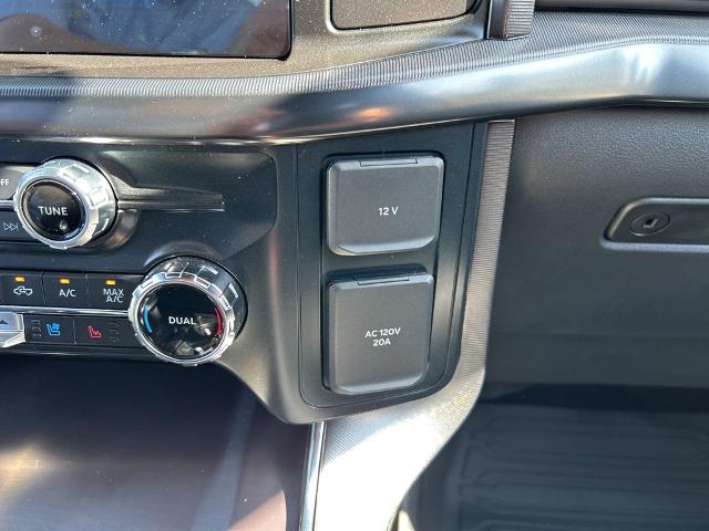 New 2026 Star White Metallic Tri-Coat Ford Platinum image 80