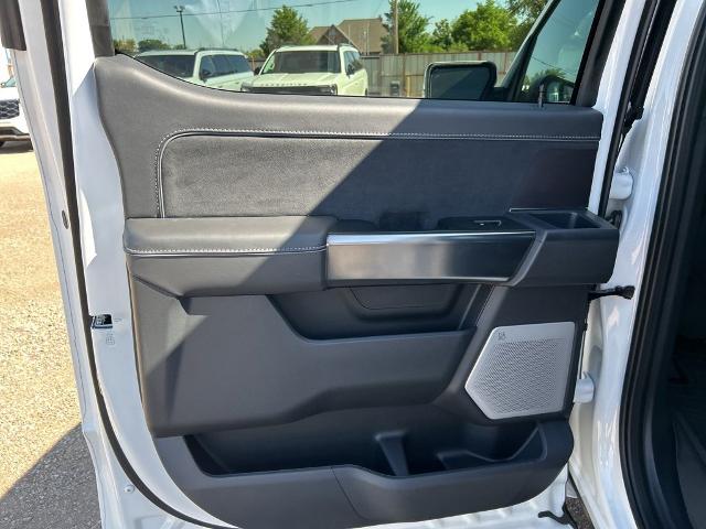 New 2026 Star White Metallic Tri-Coat Ford Platinum image 91