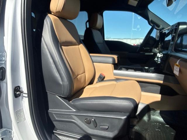 New 2026 Oxford White Ford Lariat image 77