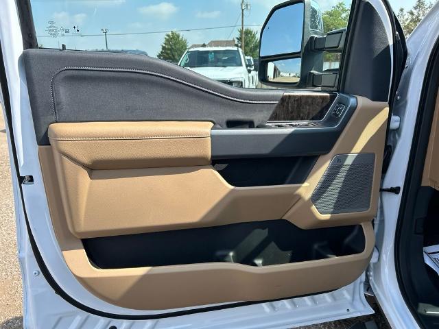 New 2026 Oxford White Ford Lariat image 61