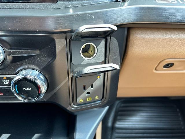 New 2026 Oxford White Ford Lariat image 78