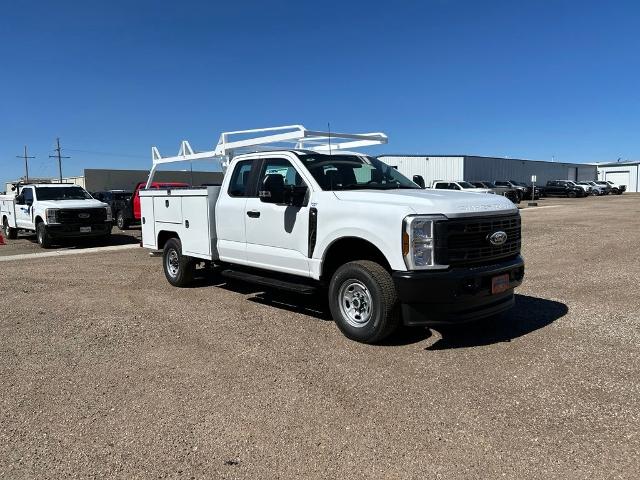 New 2026 Oxford White Ford XL image 55