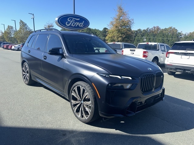 2023 BMW X7