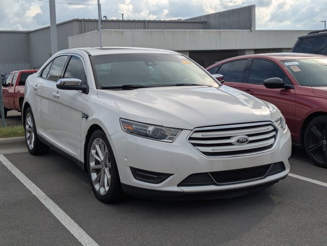 2016 Ford Taurus
